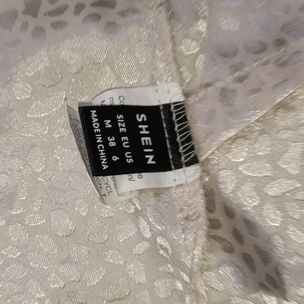 Shein Satin Jacquard Tie Back Crop Bandana Tube Top- Size M